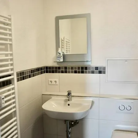 Lägenhet Grosszuegige Monteurwohnung Mit Anbindung