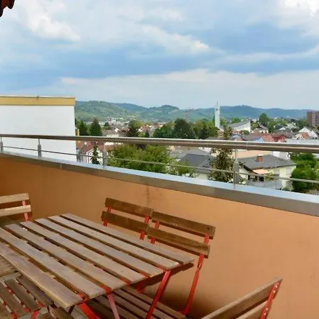 Lägenhet Grosszuegige Monteurwohnung Mit Anbindung